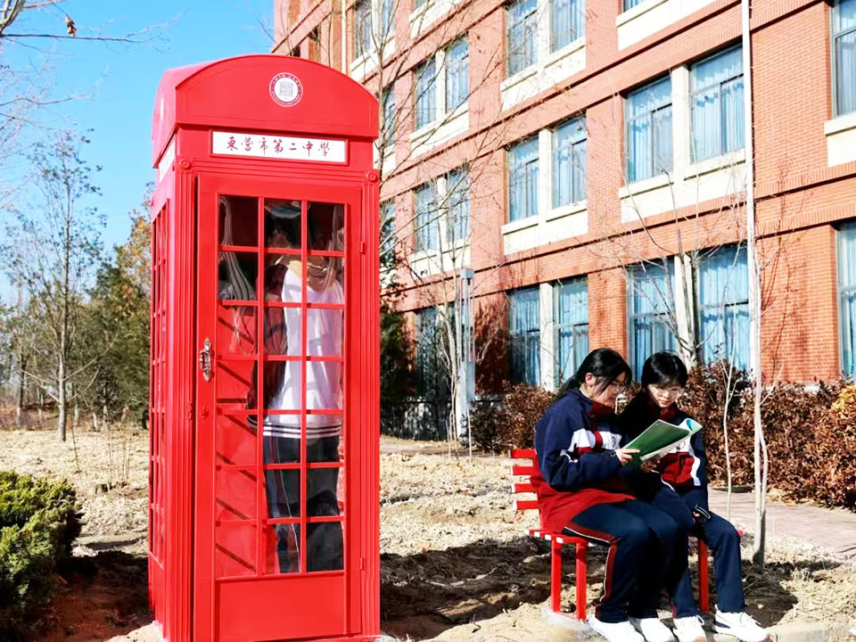 校園視頻電話機(jī):校園里的溝通新紐帶